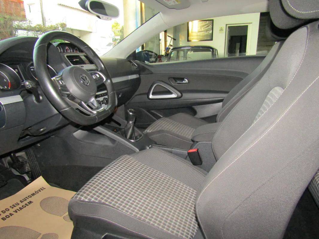 volkswagen-scirocco-2016-diesel-1968cc