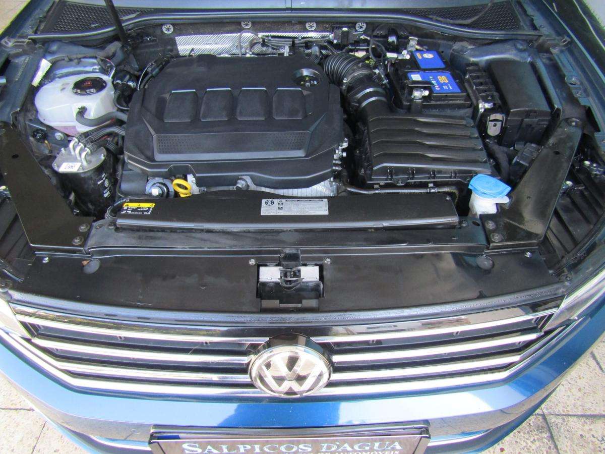 volkswagen-passat-variant-2019-diesel-1968cc