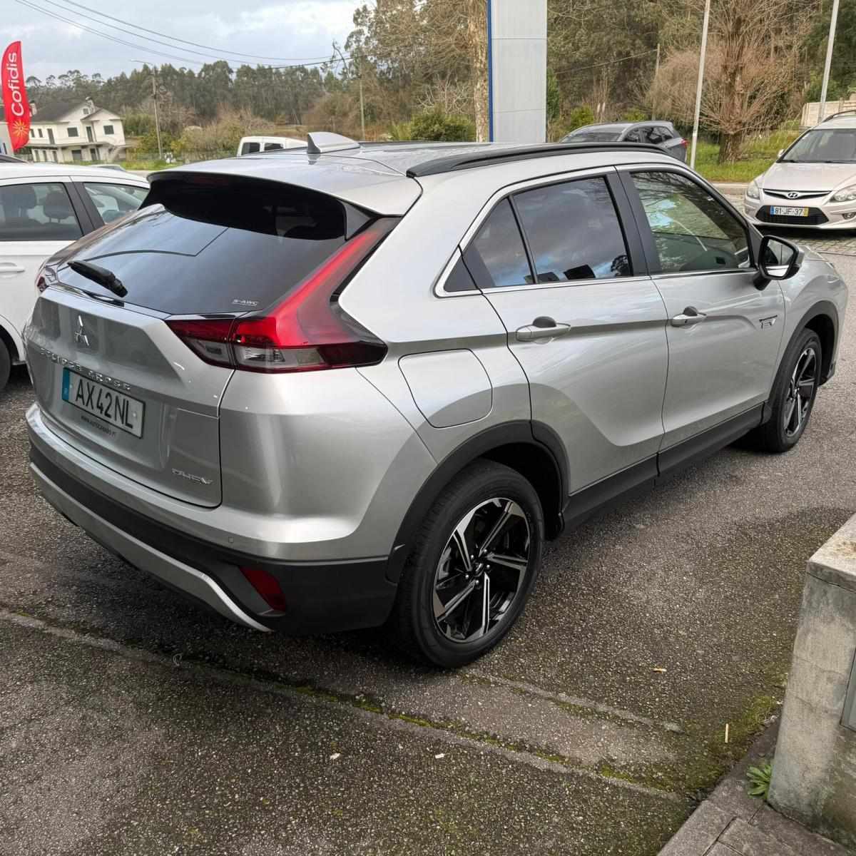 mitsubishi-eclipse-cross-2-4-mivec-s-awc-phev-2023-gasolina-2400cc