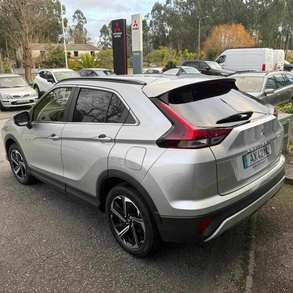 mitsubishi-eclipse-cross-2-4-mivec-s-awc-phev-2023-gasolina-2400cc