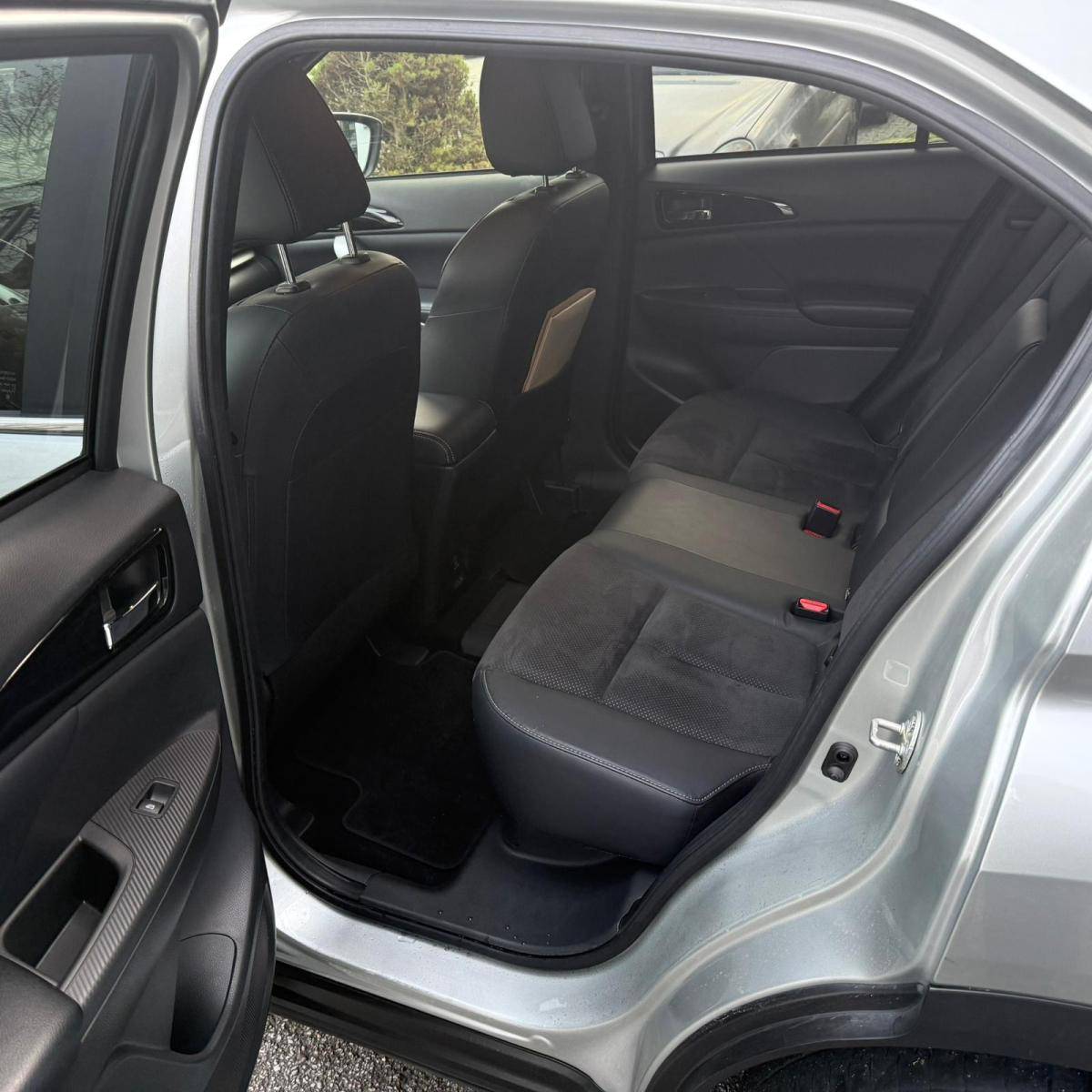 mitsubishi-eclipse-cross-2-4-mivec-s-awc-phev-2023-gasolina-2400cc