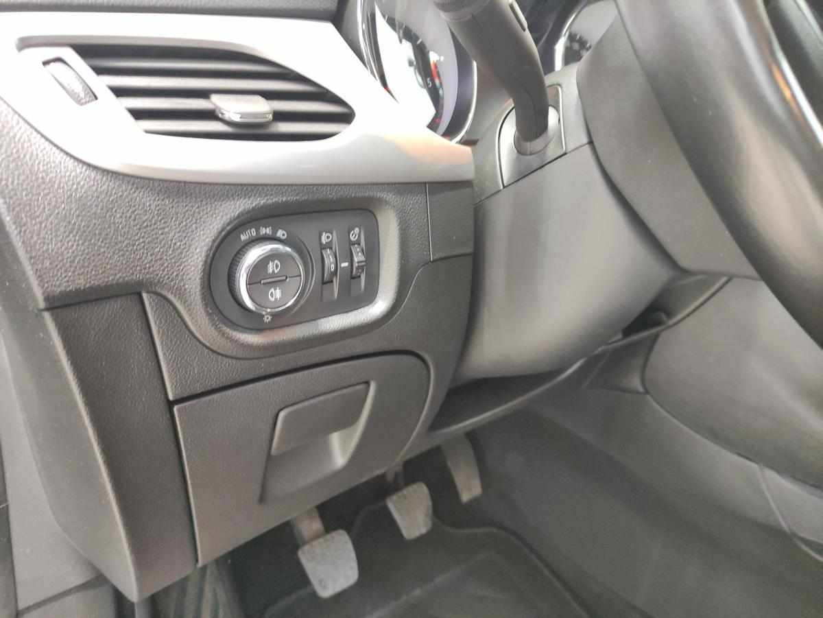opel-astra-1-5-d-2020-diesel-1496cc
