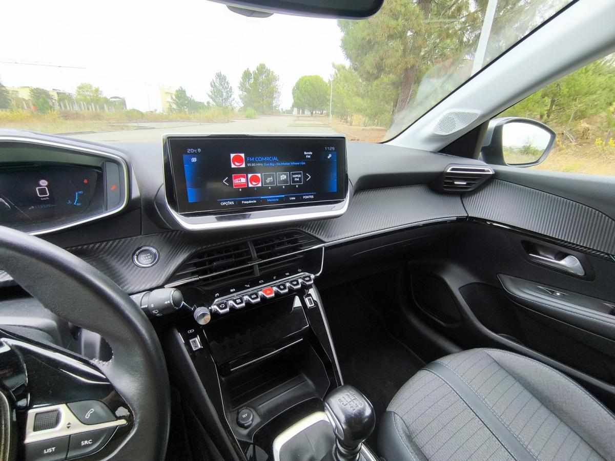 peugeot-208-1-2-puretech-2021-gasolina-1199cc