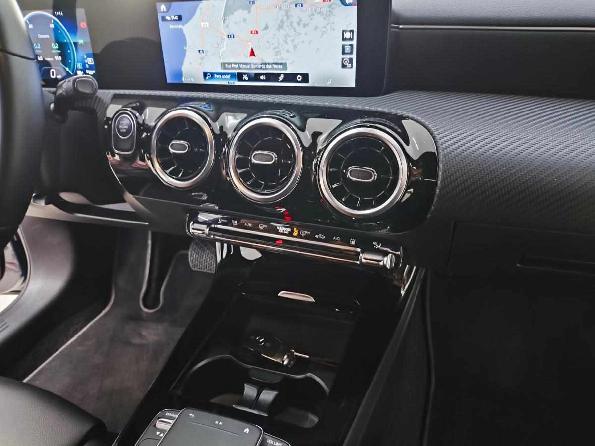 mercedes-benz-classe-a-a-250-e-2022-gasolina-1332cc