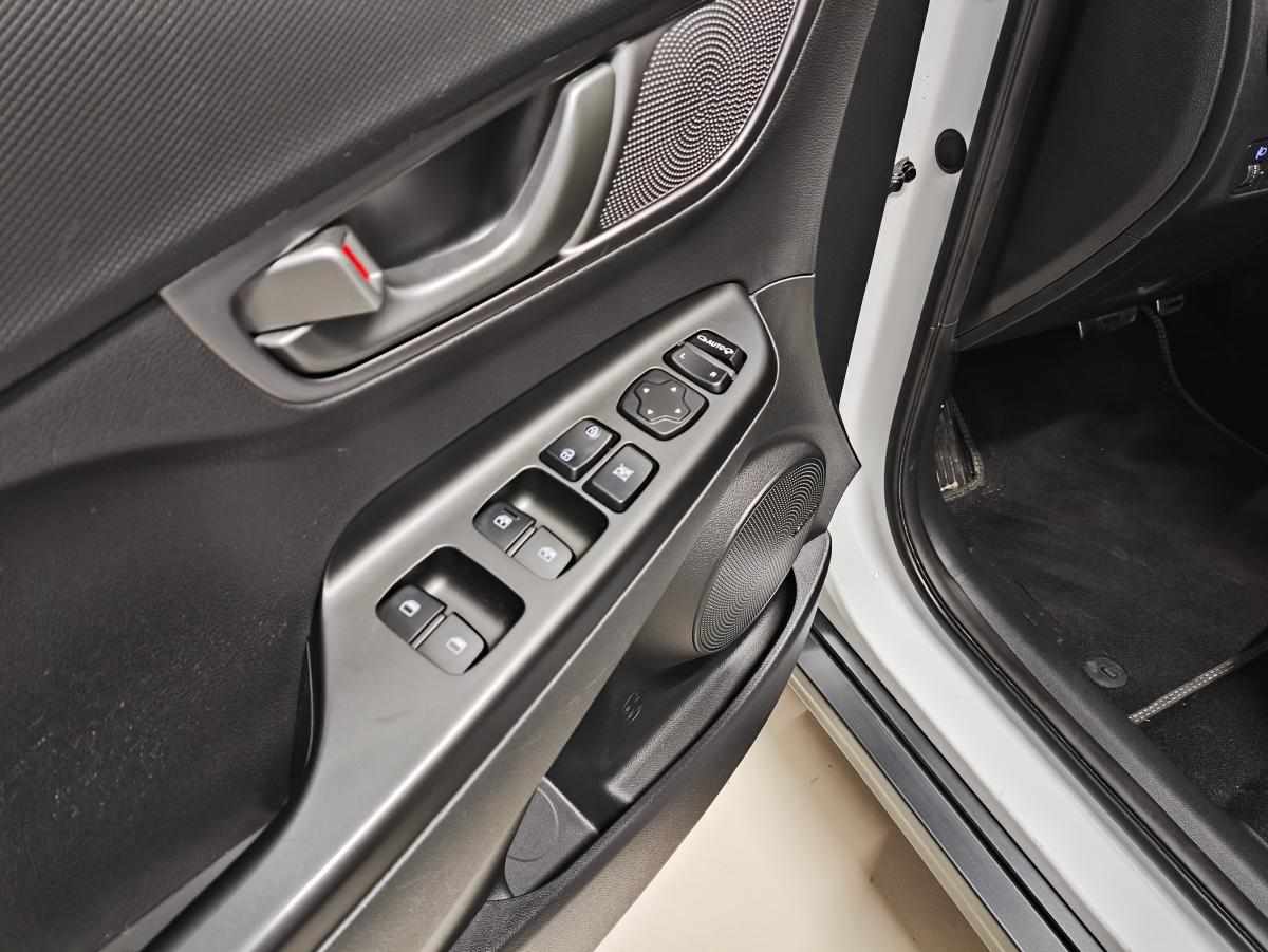 hyundai-kauai-64-kwh-2020-eletrico