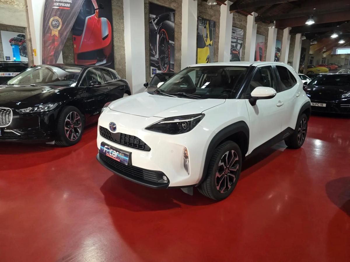 toyota-yaris-cross-2022-hibrido-a-gasolina-1490cc