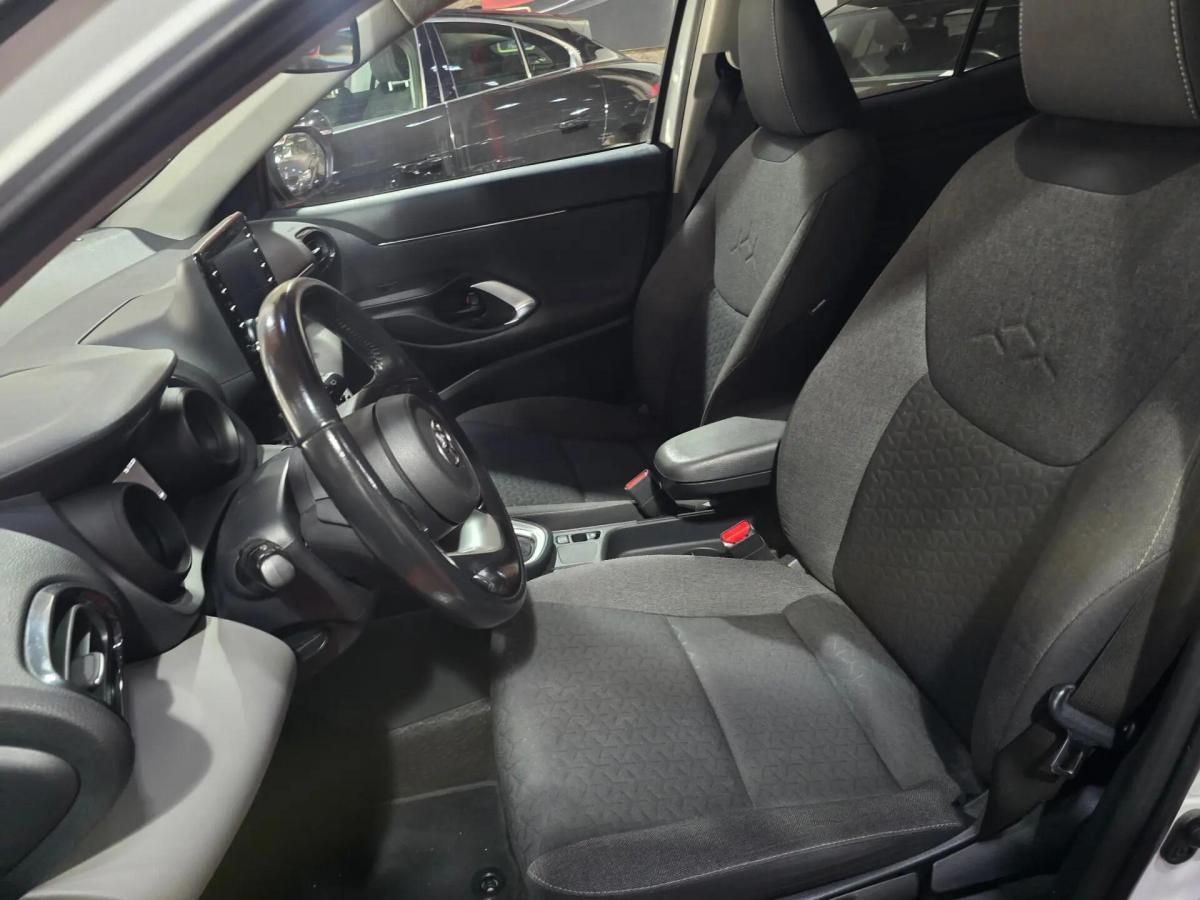 toyota-yaris-cross-2022-hibrido-a-gasolina-1490cc