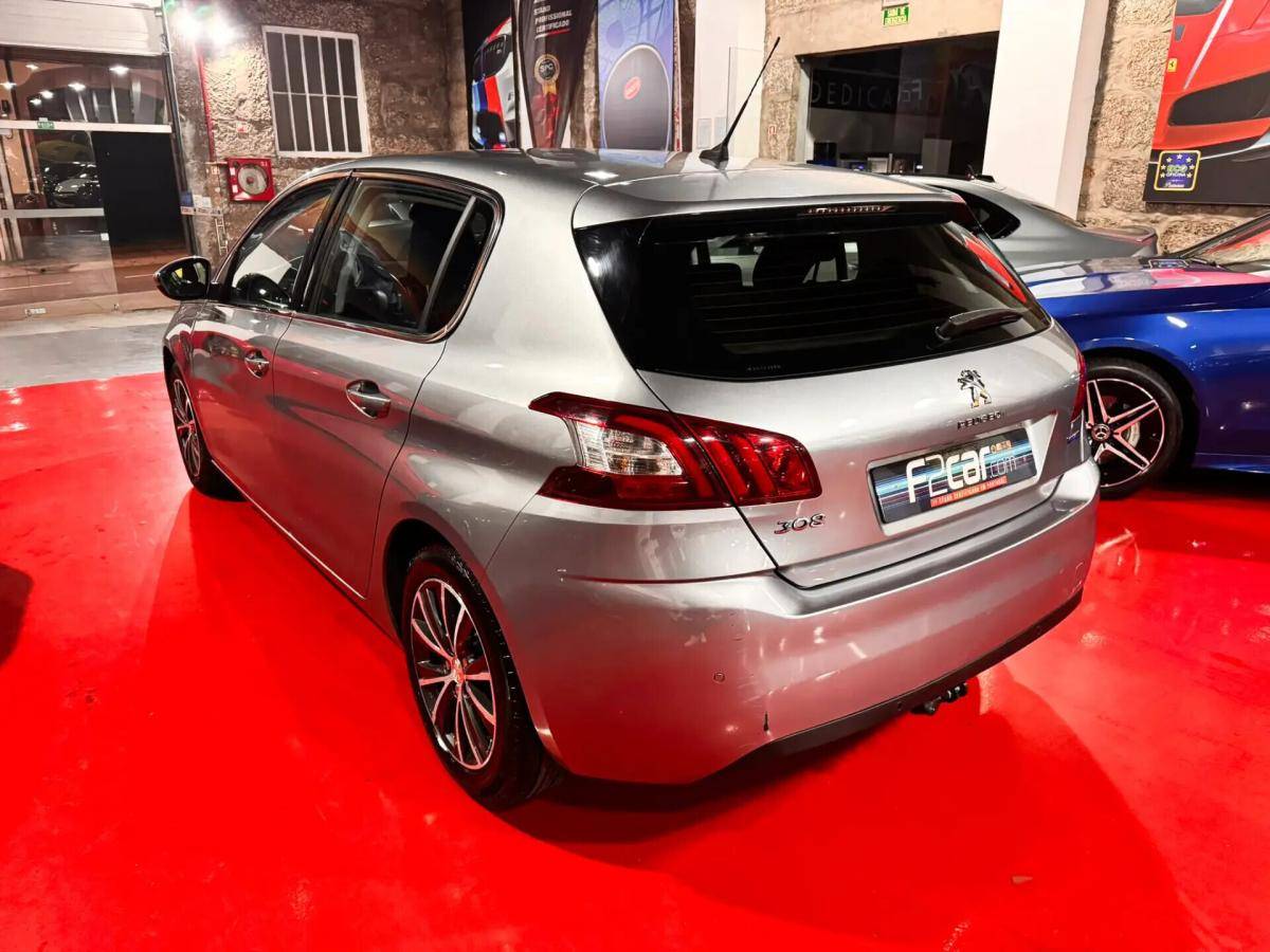 peugeot-308-2016-gasolina-1199cc