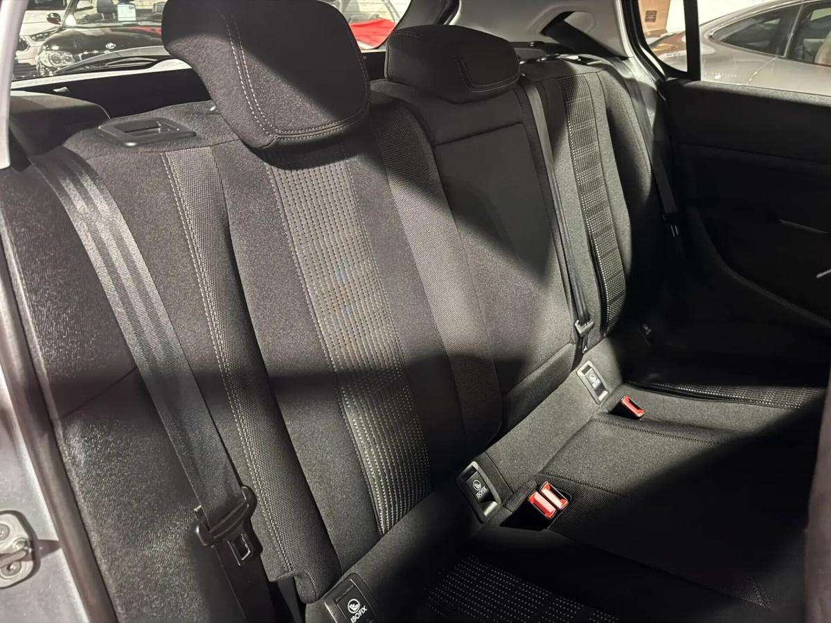 peugeot-308-2016-gasolina-1199cc
