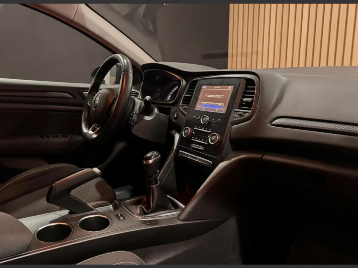 renault-megane-sport-tourer-2020-diesel-1461cc