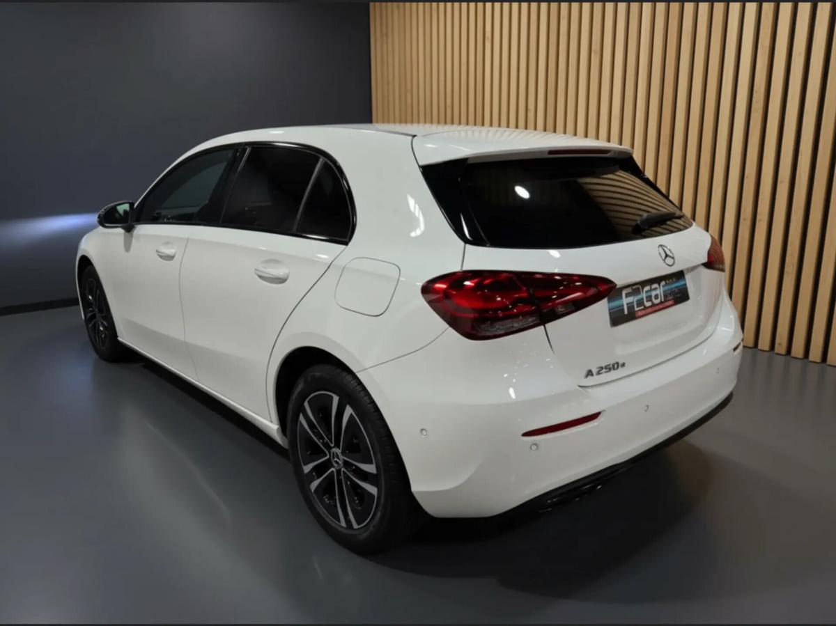 mercedes-benz-classe-a-a-250-e-2024-hibrido-a-gasolina-1332cc