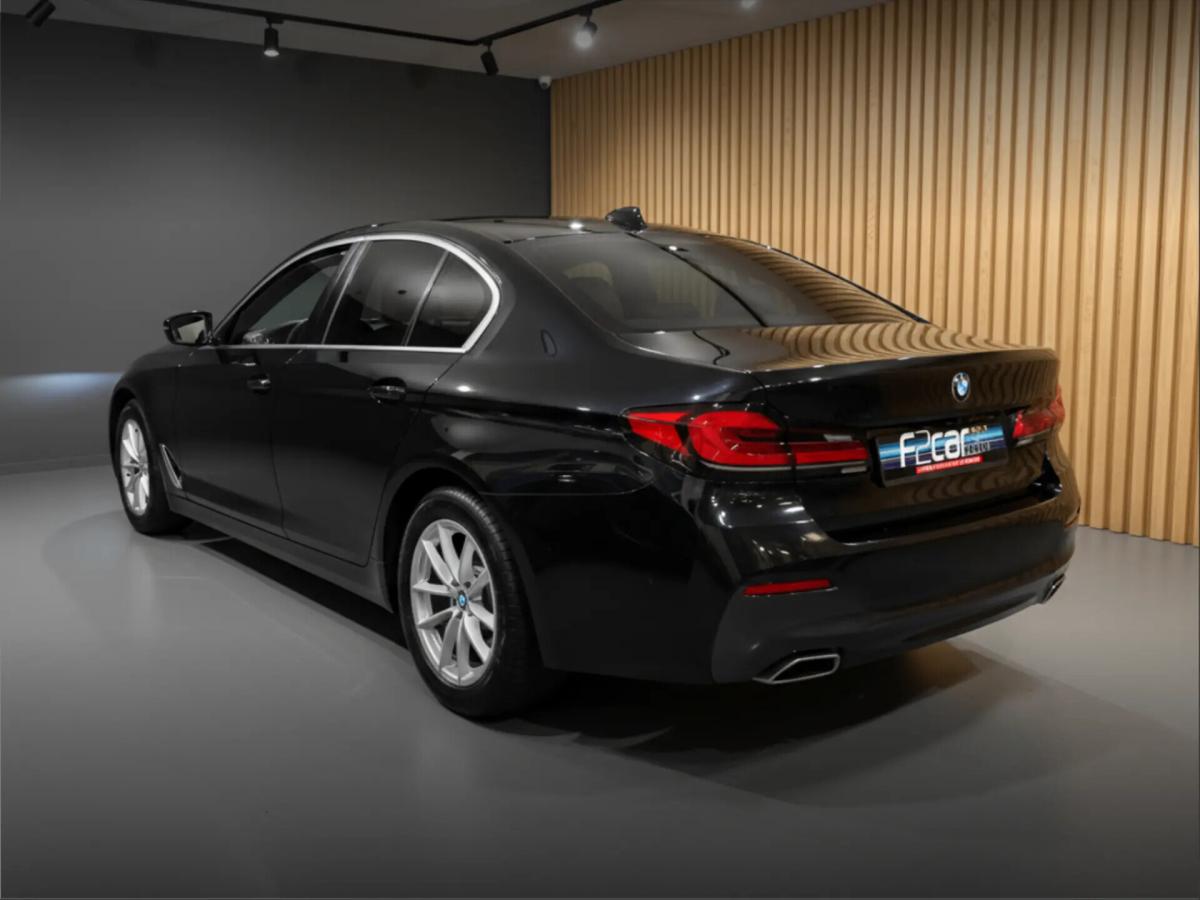 bmw-serie-5-530e-2022-hibrido-a-gasolina-1998cc
