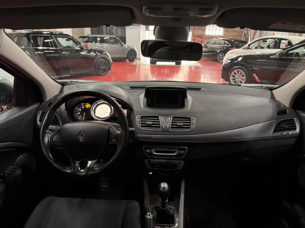 renault-megane-sport-tourer-2016-diesel-1461cc