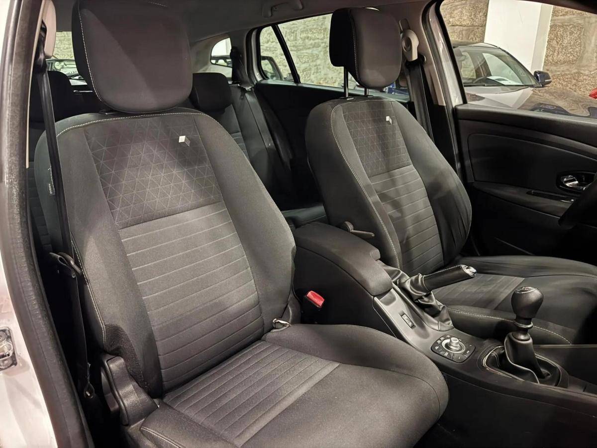renault-megane-sport-tourer-2016-diesel-1461cc