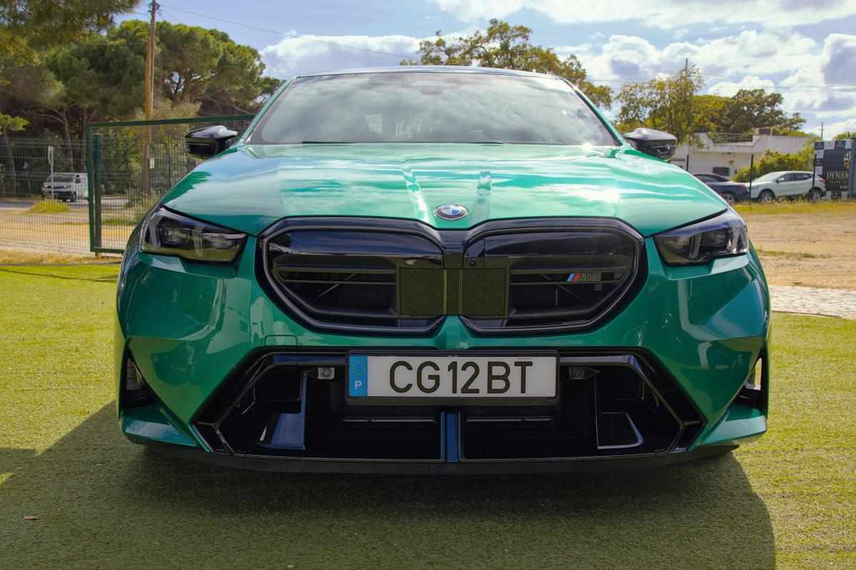 bmw-serie-5-4-4-v8-xdrive-m-2025-gasolina-4395cc