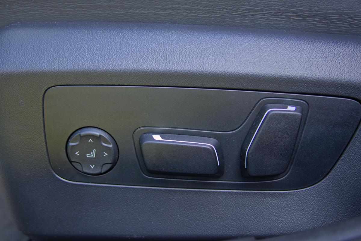 bmw-serie-5-4-4-v8-xdrive-m-2025-gasolina-4395cc