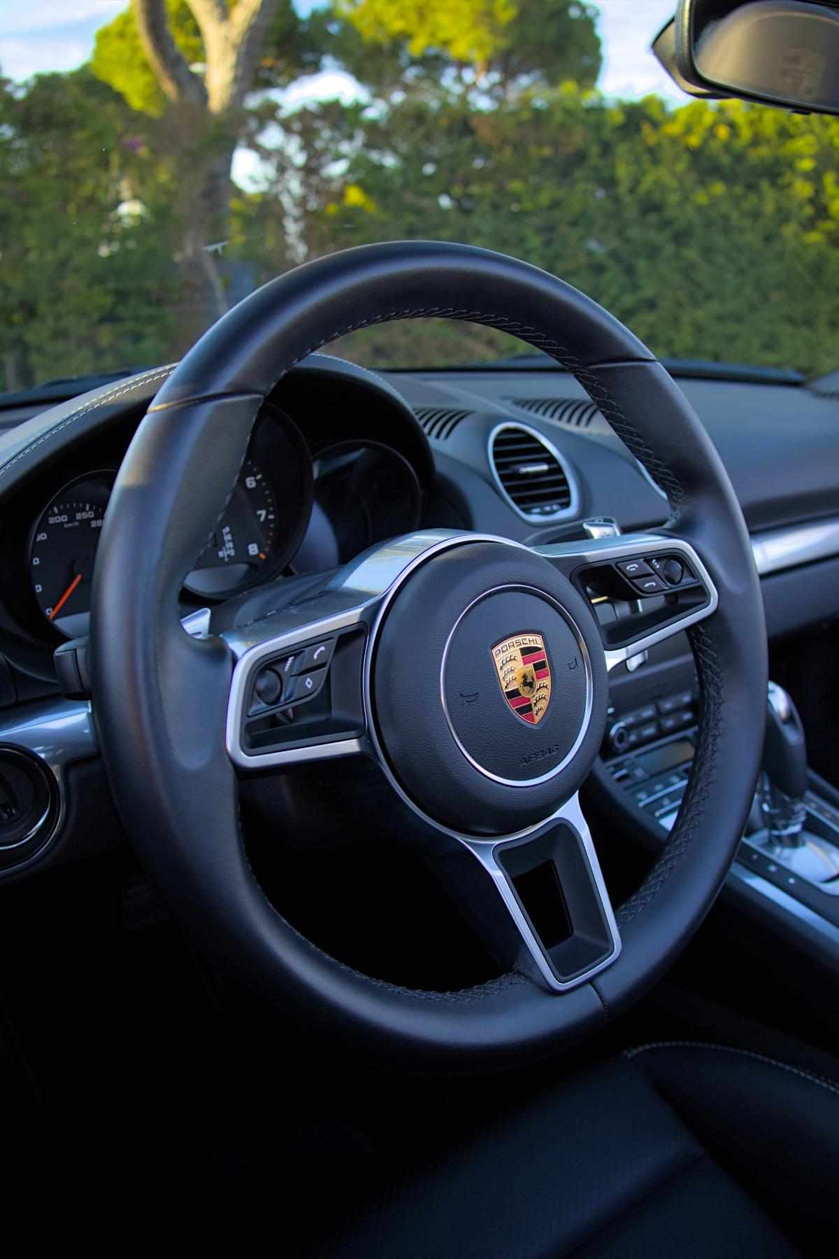 porsche-718-2-00-2024-gasolina-1988cc