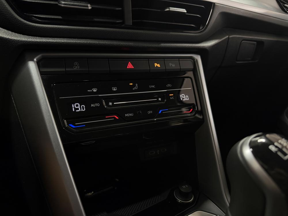 volkswagen-t-roc-2025-gasolina-999cc