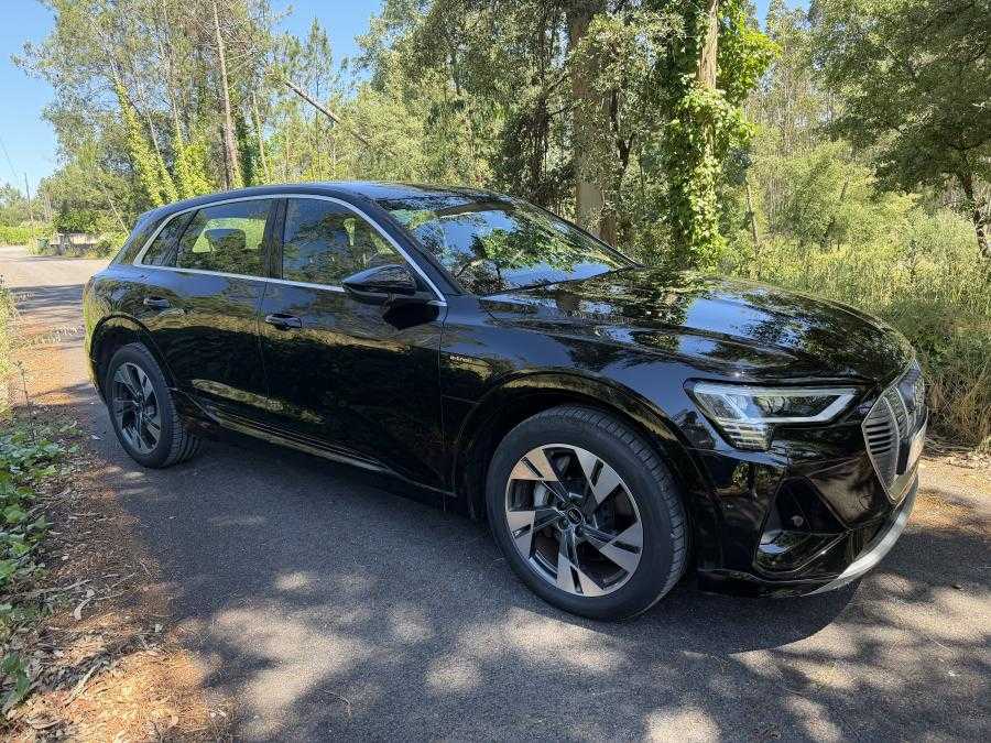 audi-e-tron-2022-eletrico-0cc