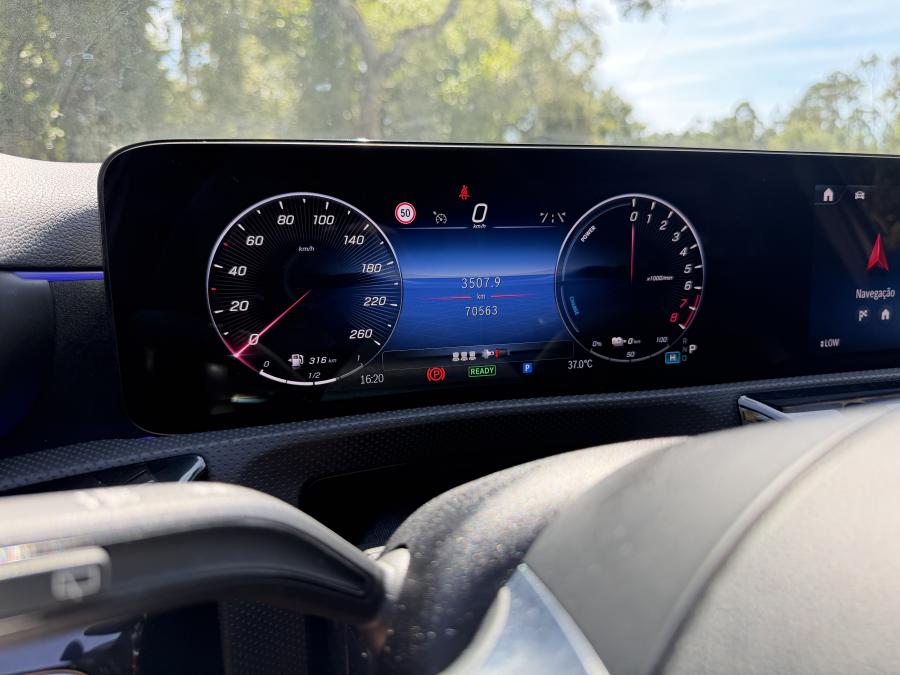 mercedes-benz-classe-a-2023-hibrido-a-gasolina-1332cc