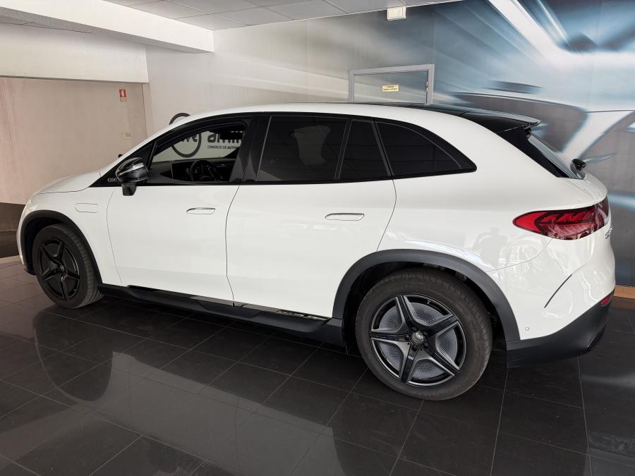 mercedes-benz-eqe-2023-eletrico-573cc