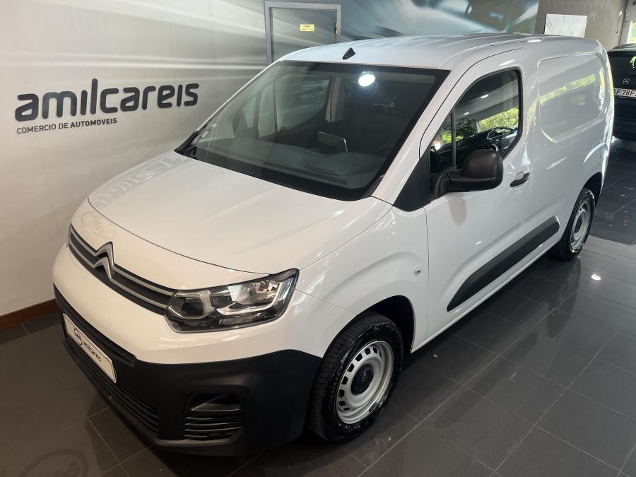 citroen-berlingo-2023-diesel-1499cc