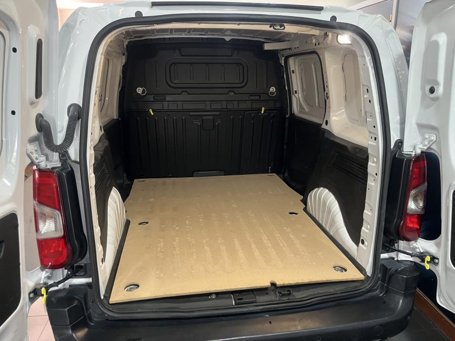 citroen-berlingo-2023-diesel-1499cc