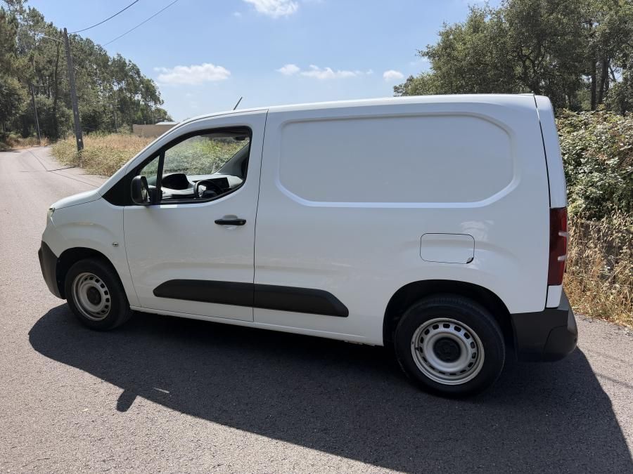 peugeot-partner-2022-diesel-1499cc