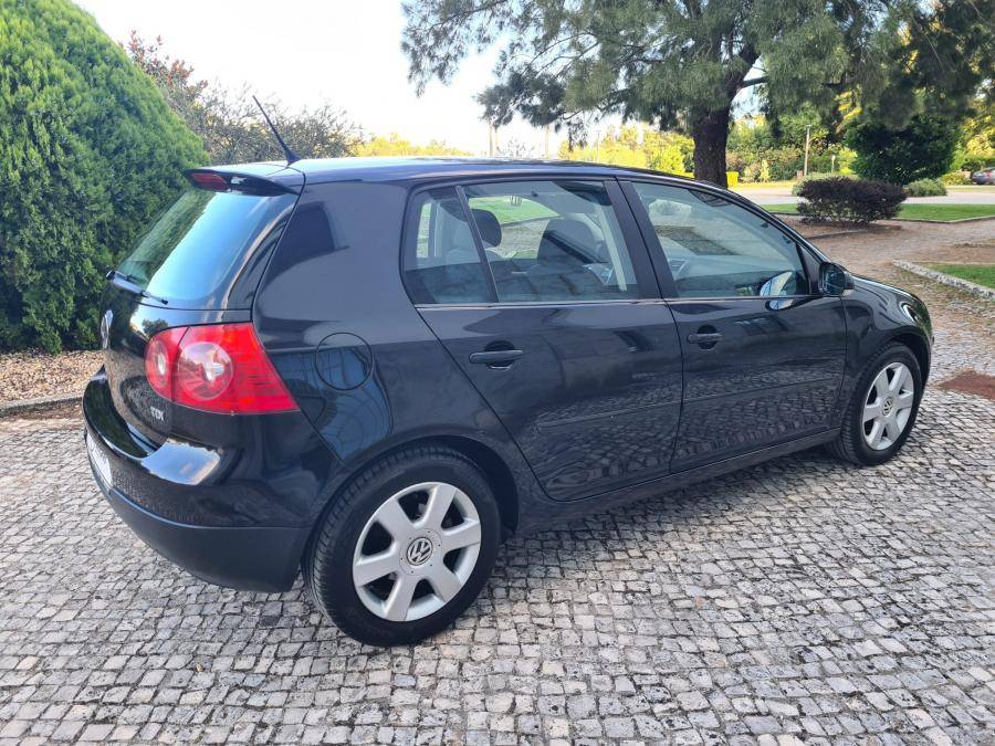 volkswagen-golf-2008-diesel-1896cc