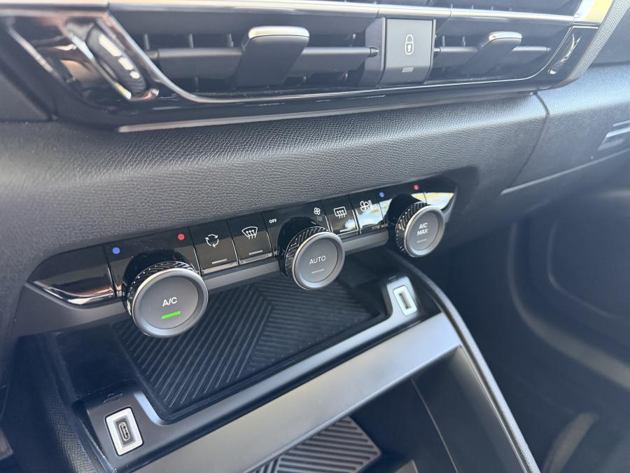citroen-e-c4-x-2023-eletrico-0cc