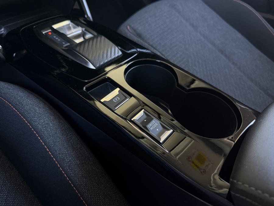 peugeot-e-208-2025-eletrico-0cc