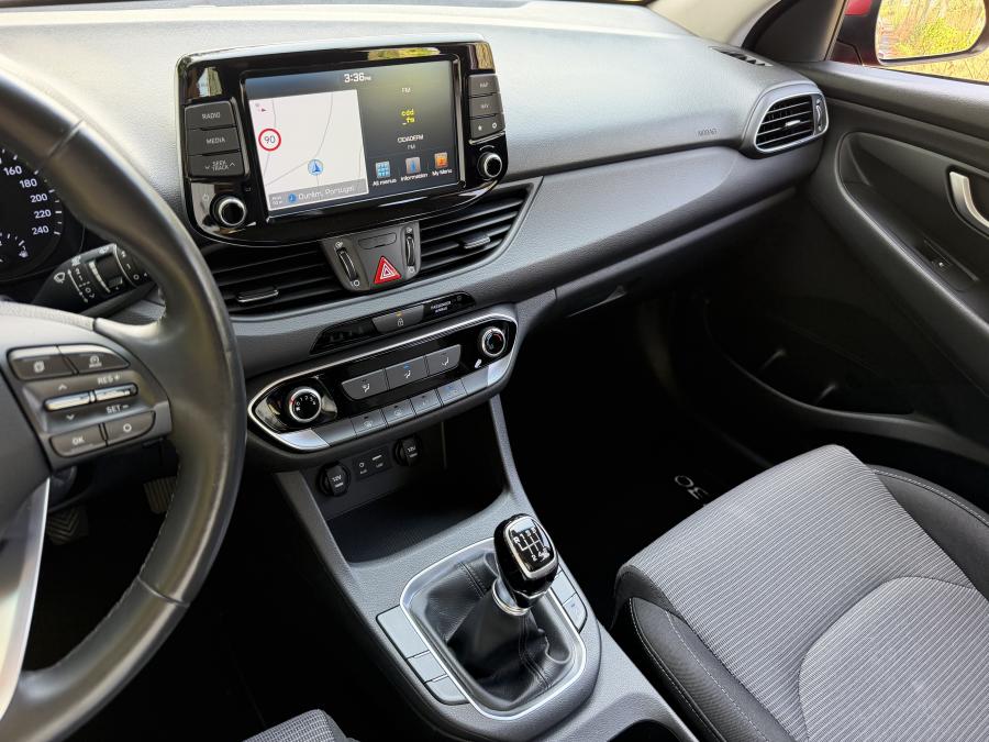 hyundai-i30-sw-2018-diesel-1582cc