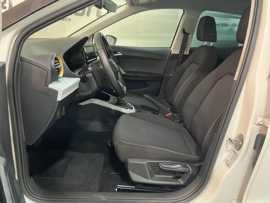 seat-arona-2023-gasolina-999cc