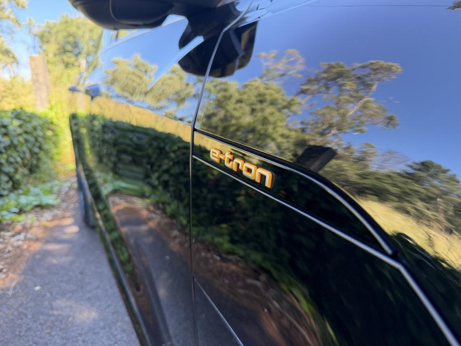audi-e-tron-2022-eletrico-0cc