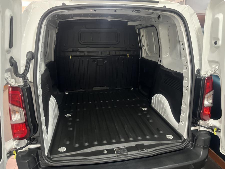 peugeot-partner-2022-diesel-1499cc