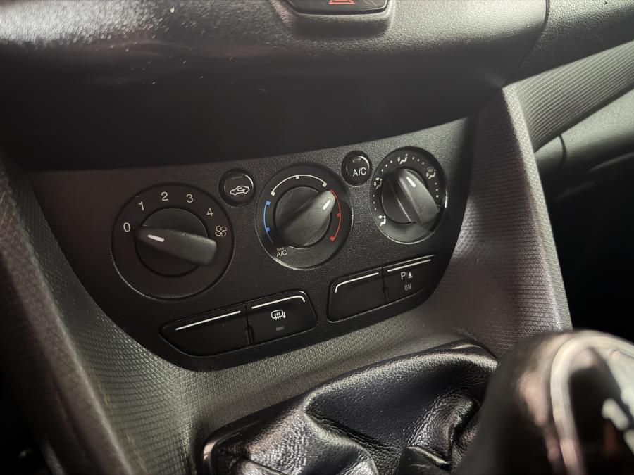 ford-transit-connect-2017-diesel-1499cc