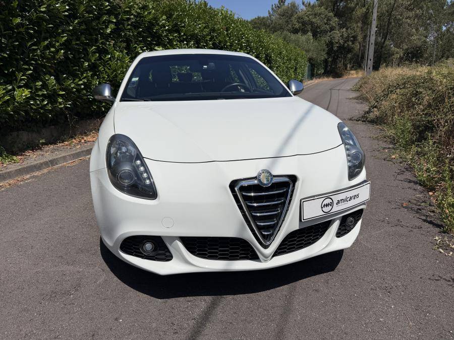 alfa-romeo-giulietta-2011-diesel-1598cc