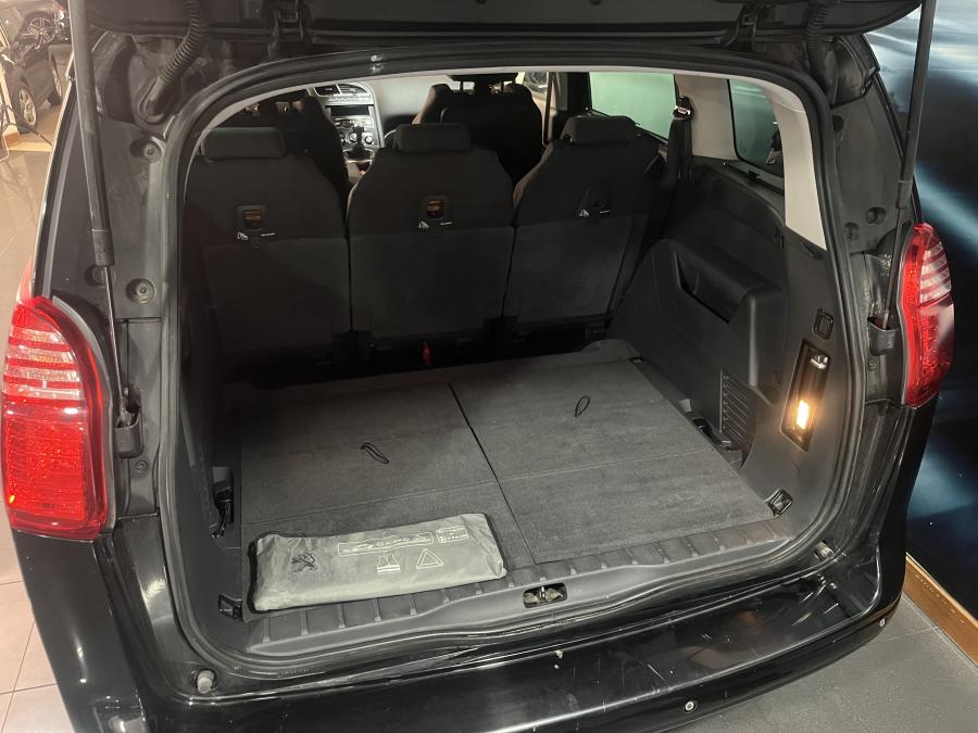 peugeot-5008-2013-diesel-1560cc