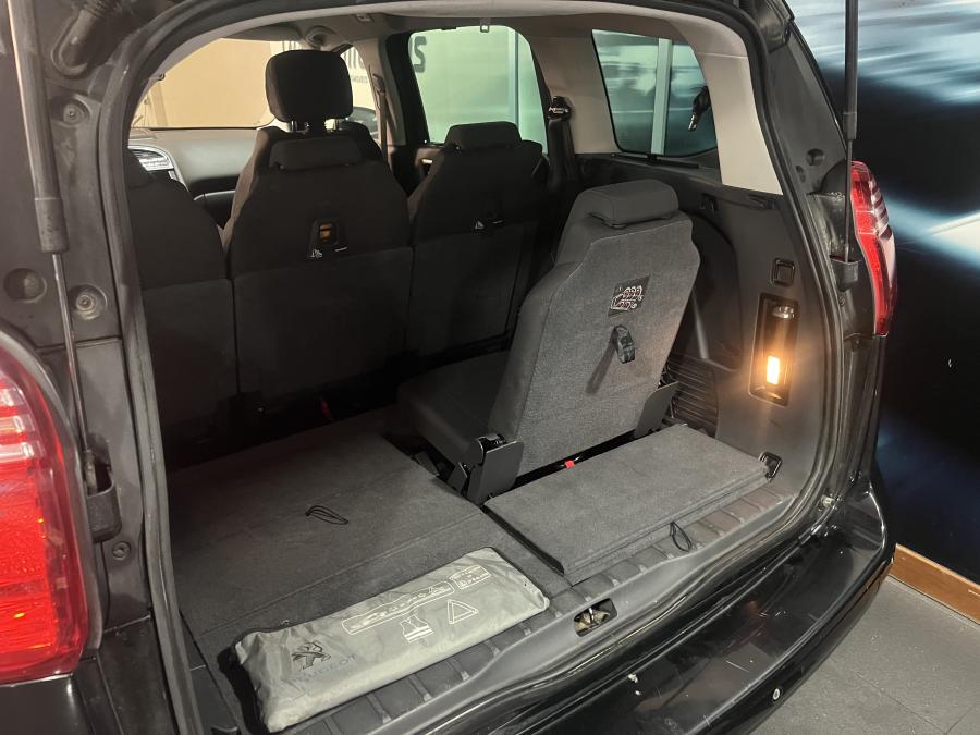 peugeot-5008-2013-diesel-1560cc
