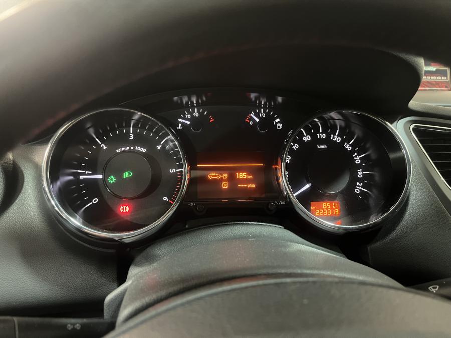 peugeot-5008-2013-diesel-1560cc