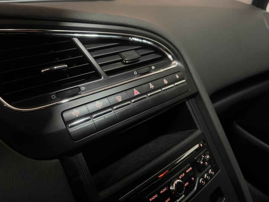 peugeot-5008-2013-diesel-1560cc