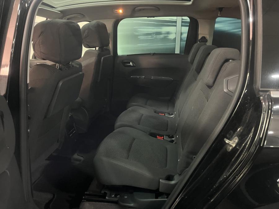 peugeot-5008-2013-diesel-1560cc