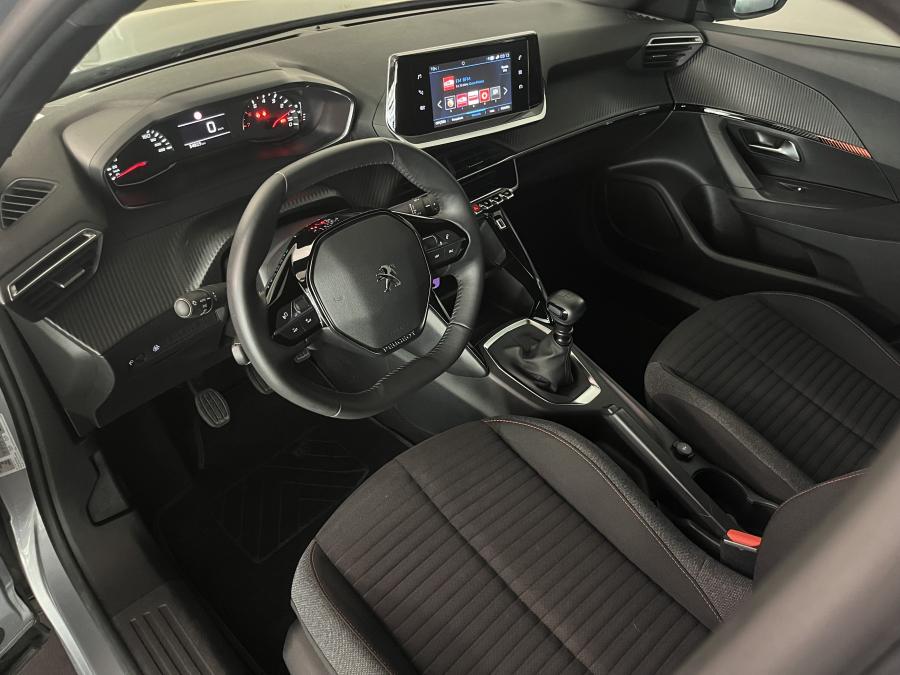 peugeot-2008-2022-gasolina-1199cc