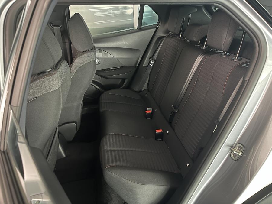peugeot-2008-2022-gasolina-1199cc