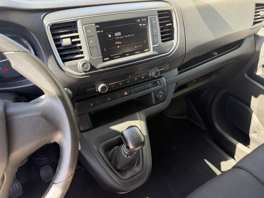 opel-vivaro-2024-diesel-1499cc