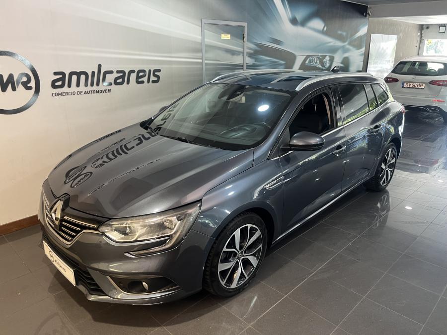renault-megane-sport-tourer-2018-diesel-1461cc