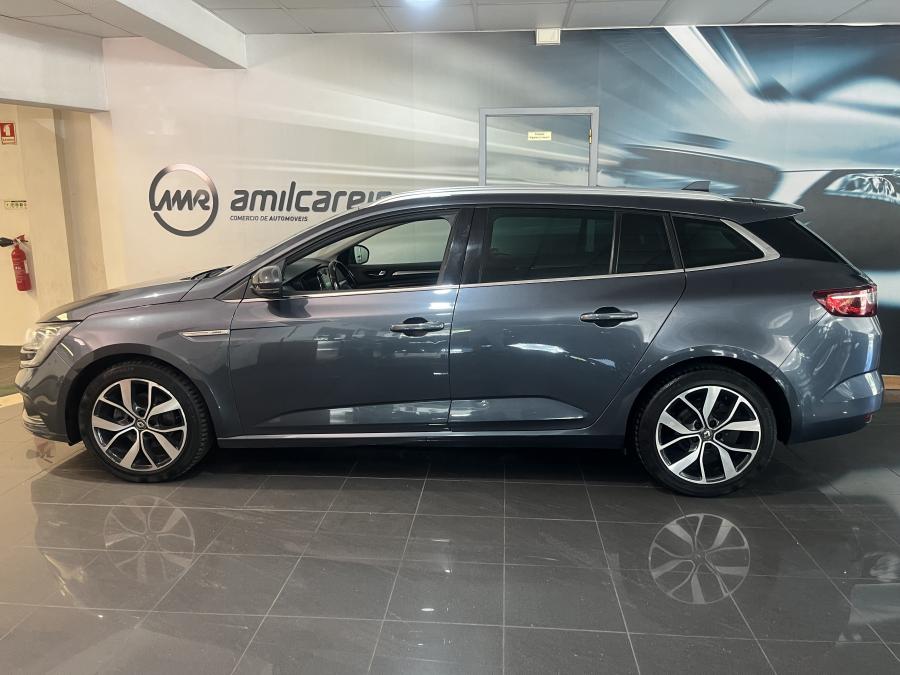 renault-megane-sport-tourer-2018-diesel-1461cc