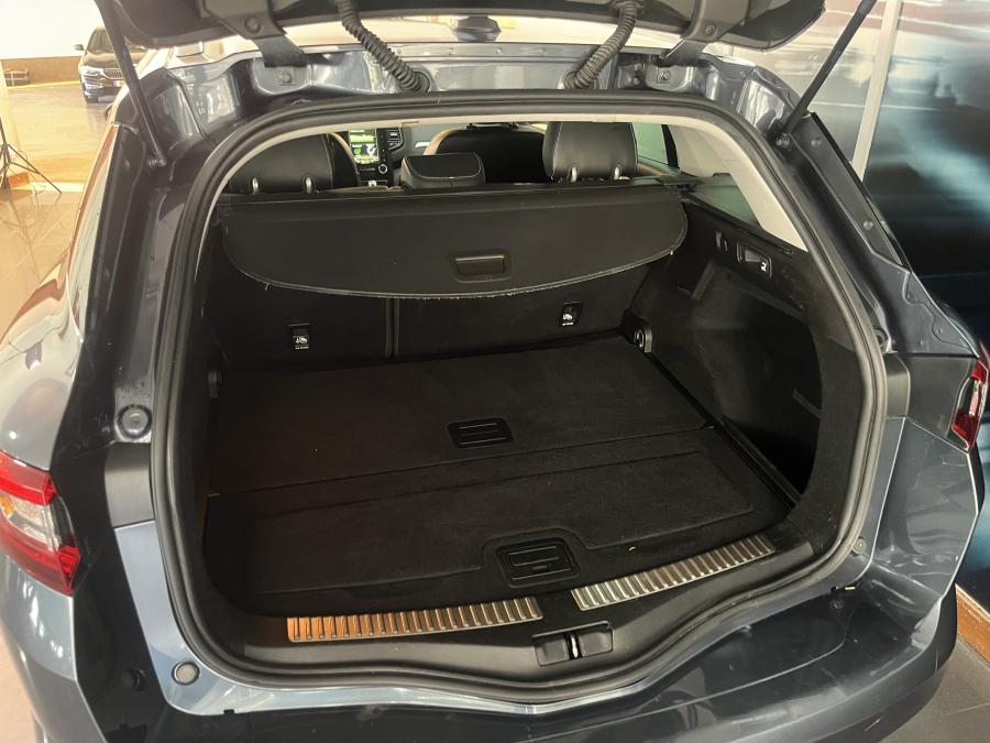 renault-megane-sport-tourer-2018-diesel-1461cc