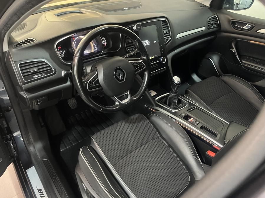 renault-megane-sport-tourer-2018-diesel-1461cc