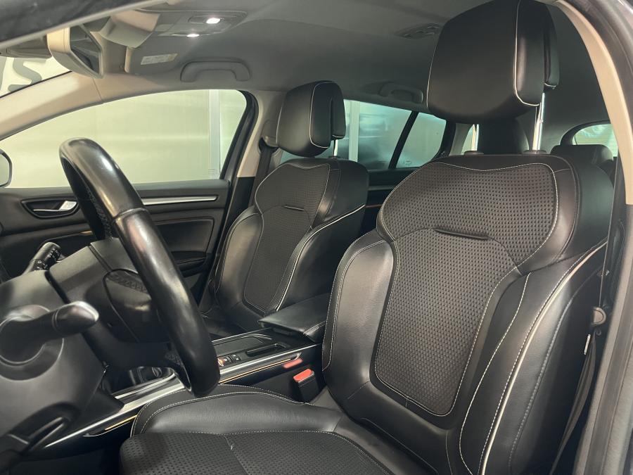 renault-megane-sport-tourer-2018-diesel-1461cc